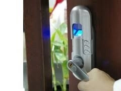 KEYLOCK%20Standalone%20Parmak%20İzli%20Kapı%20Açma%20Kilidi